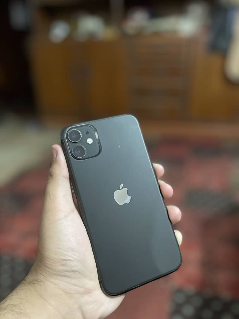 Apple iPhone 11 7