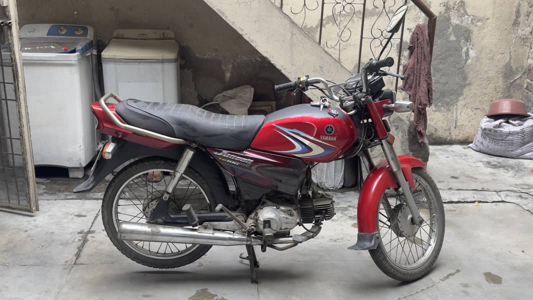 Yamaha Janoon 1