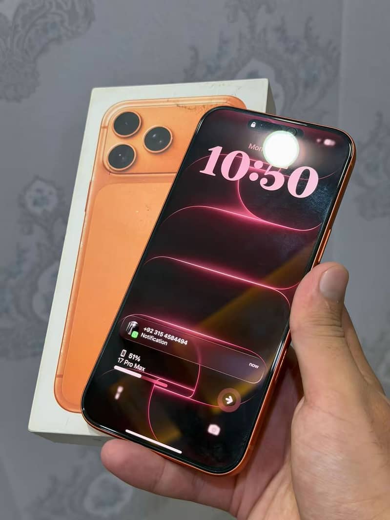 Apple iPhone 17 Pro Max 1