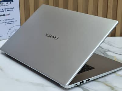 Huawei MateBook D-15 • Ryzen 5 3500U=Core i7 10th Gen • 2GB Graphic