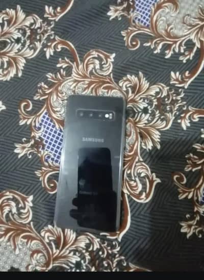 Samsung S10