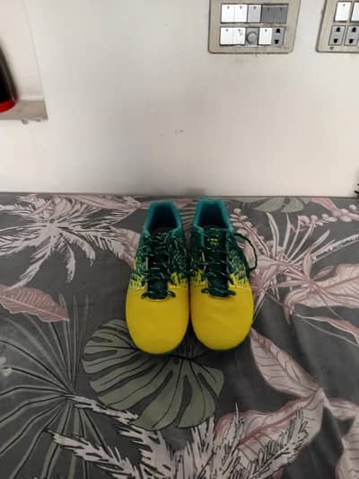 football  shoes for sale