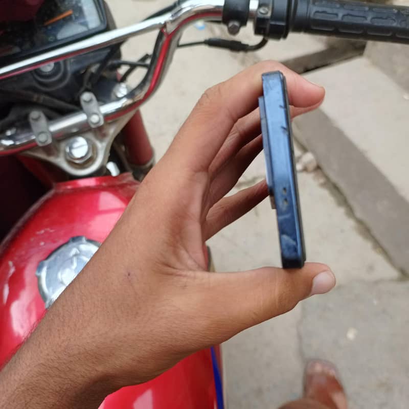 Infinix Note 30 Pro 4