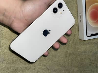 Apple iPhone 12