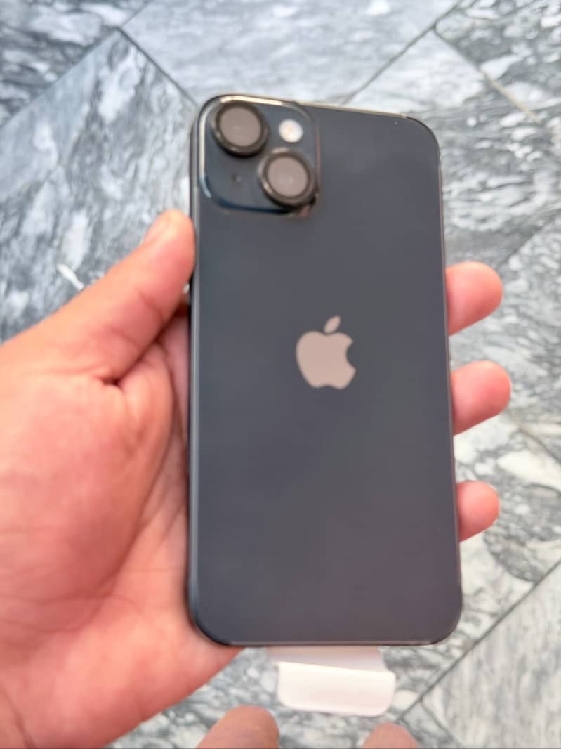 Apple iPhone 14 4