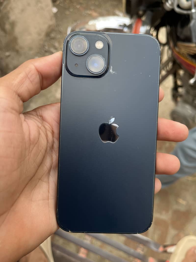 Apple iPhone 13 3