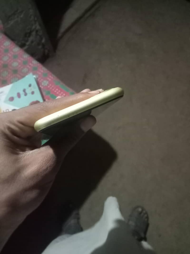 Apple iPhone 11 1