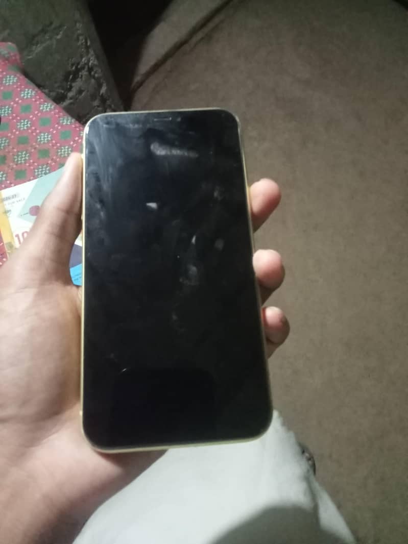 Apple iPhone 11 2