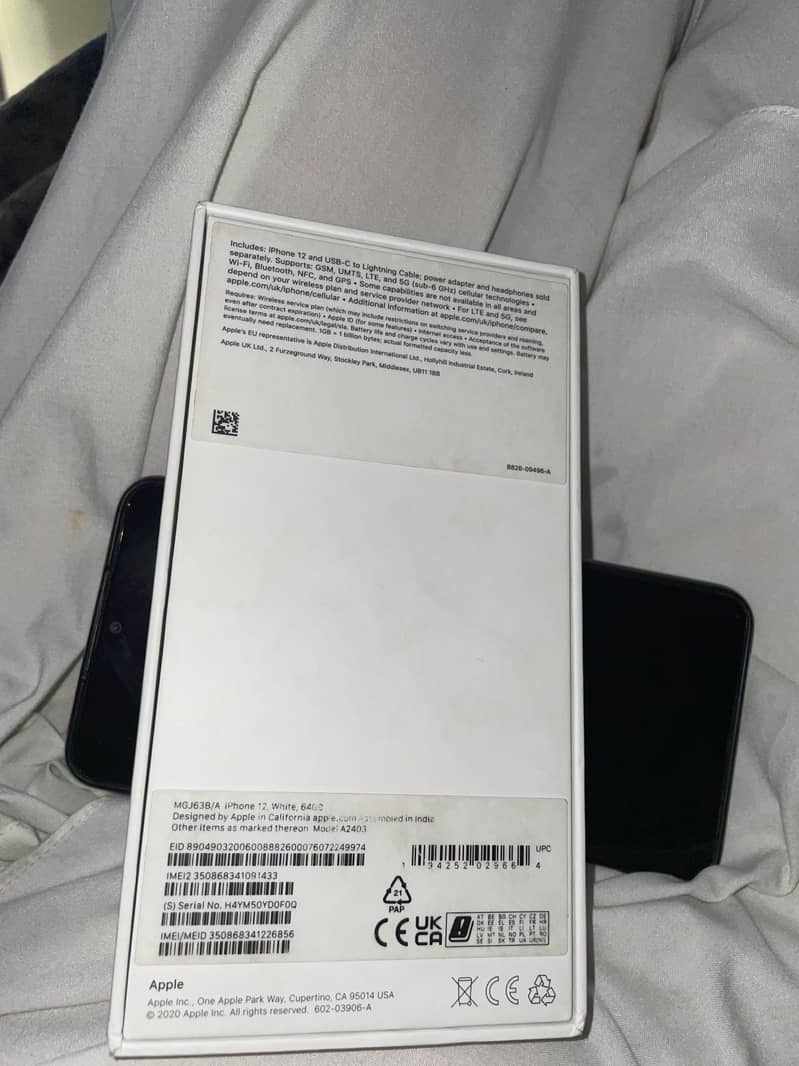 Apple iPhone 12 8