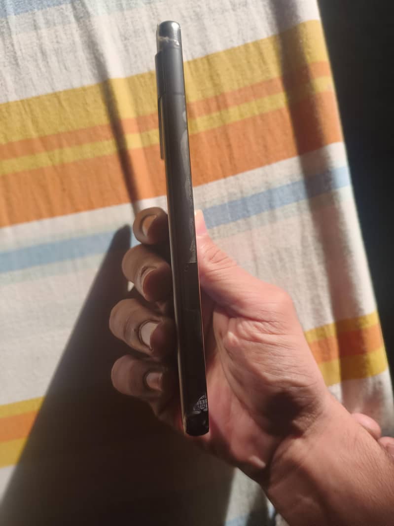 Google Pixel 7a 2