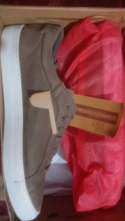 Athentic Massimo Dutti Nubuck Leather Low-Tops {Worn for just 3 Hours)