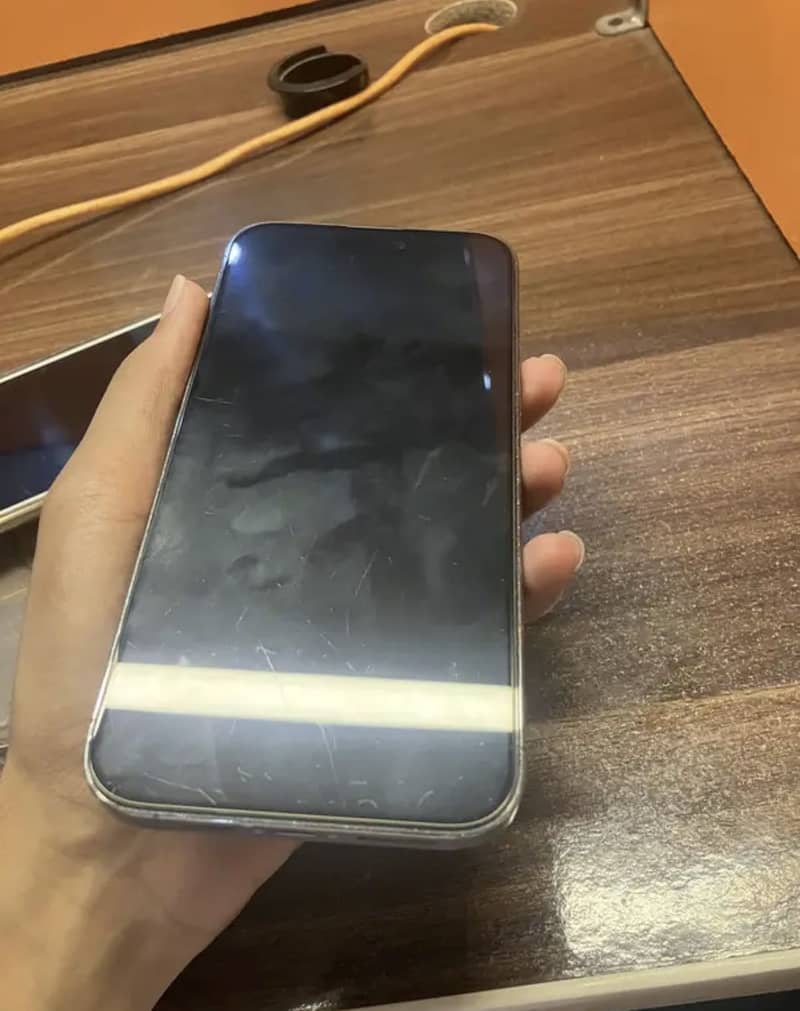 Apple iPhone 14 Pro Max 0