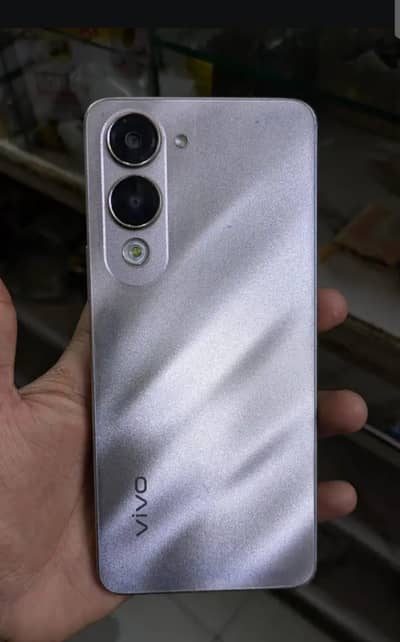 Vivo y04