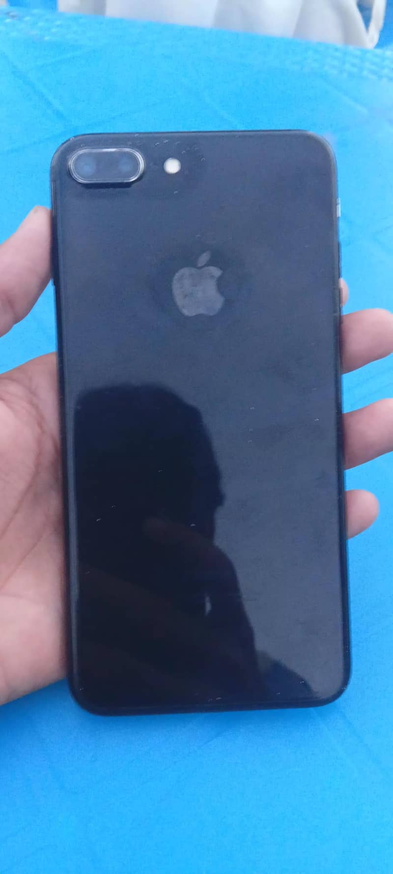 Apple iPhone 7 Plus 1