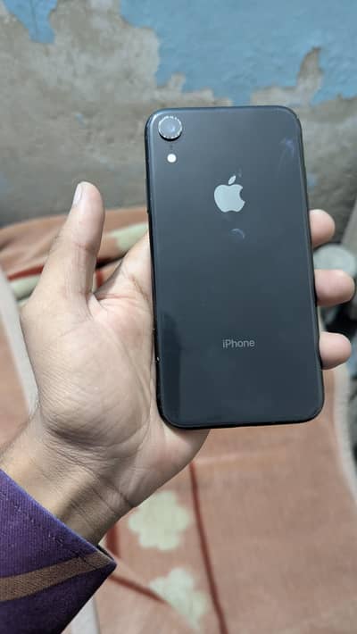 Apple iPhone XR 64Gb