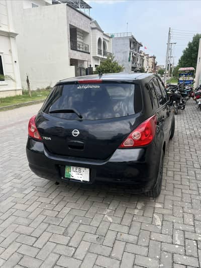 Nissan Tiida 2011