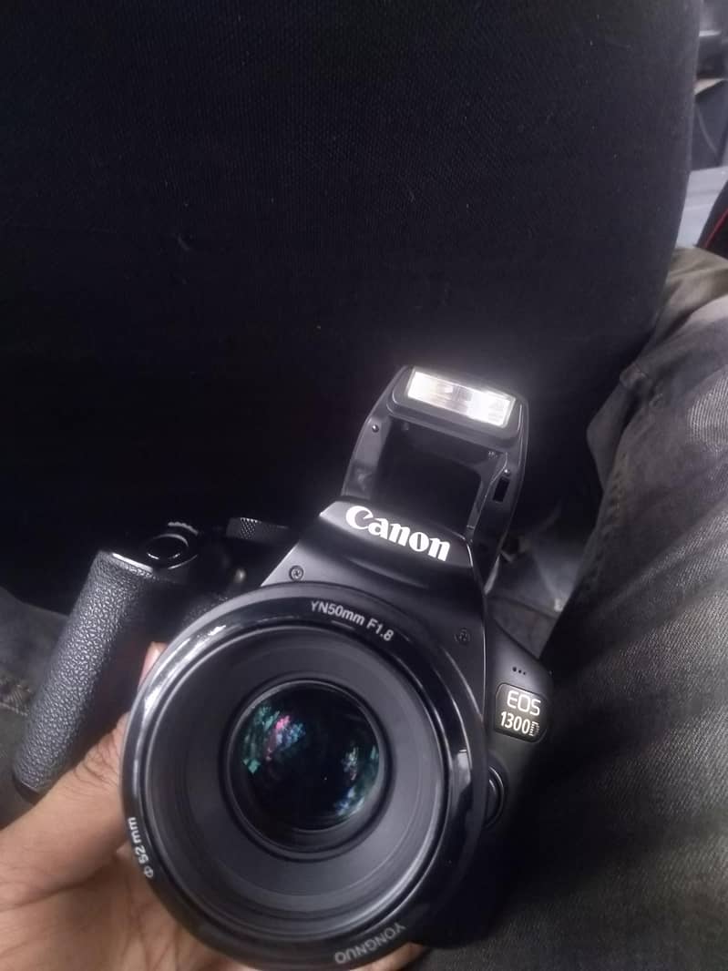 CANON 1300D 3