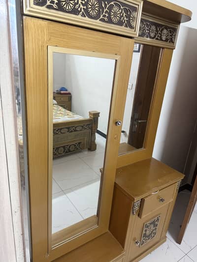 Chinioti wood design dresser for sale