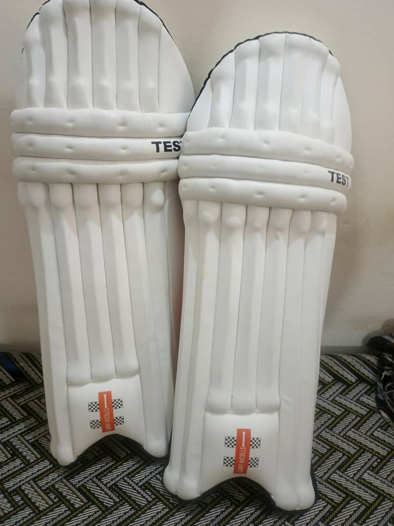 cricket pad 0