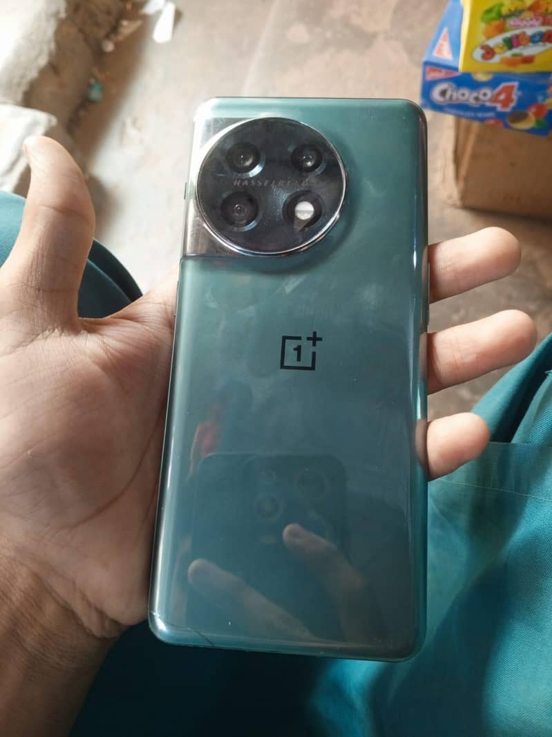 One Plus 11 5G 4