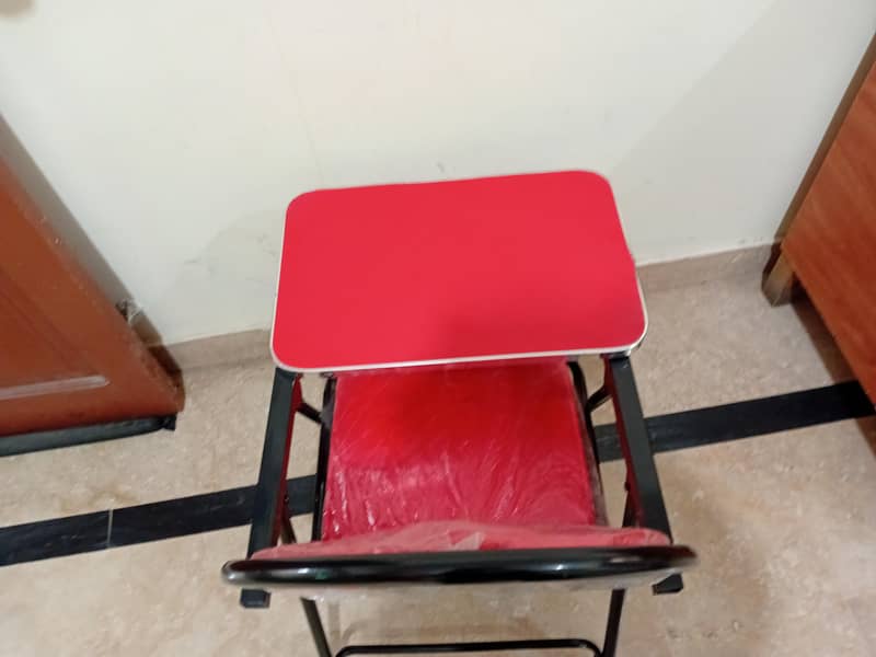 Study Chair 0