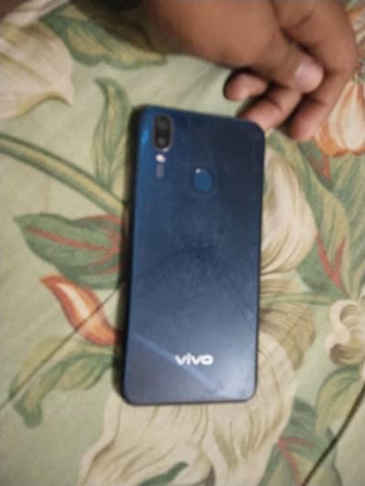 Vivo Y11