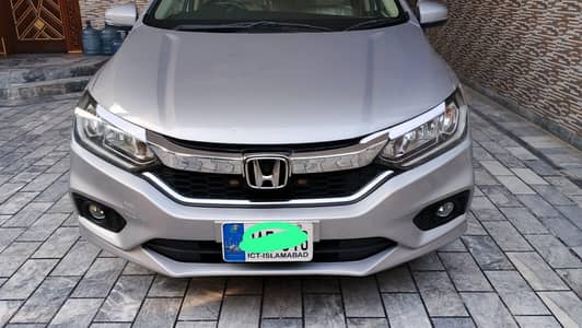 Honda City 2022 Aspire Total genuine Scratchless condition