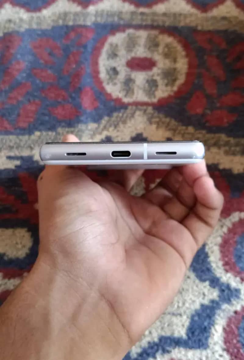 Google Pixel 7a 4