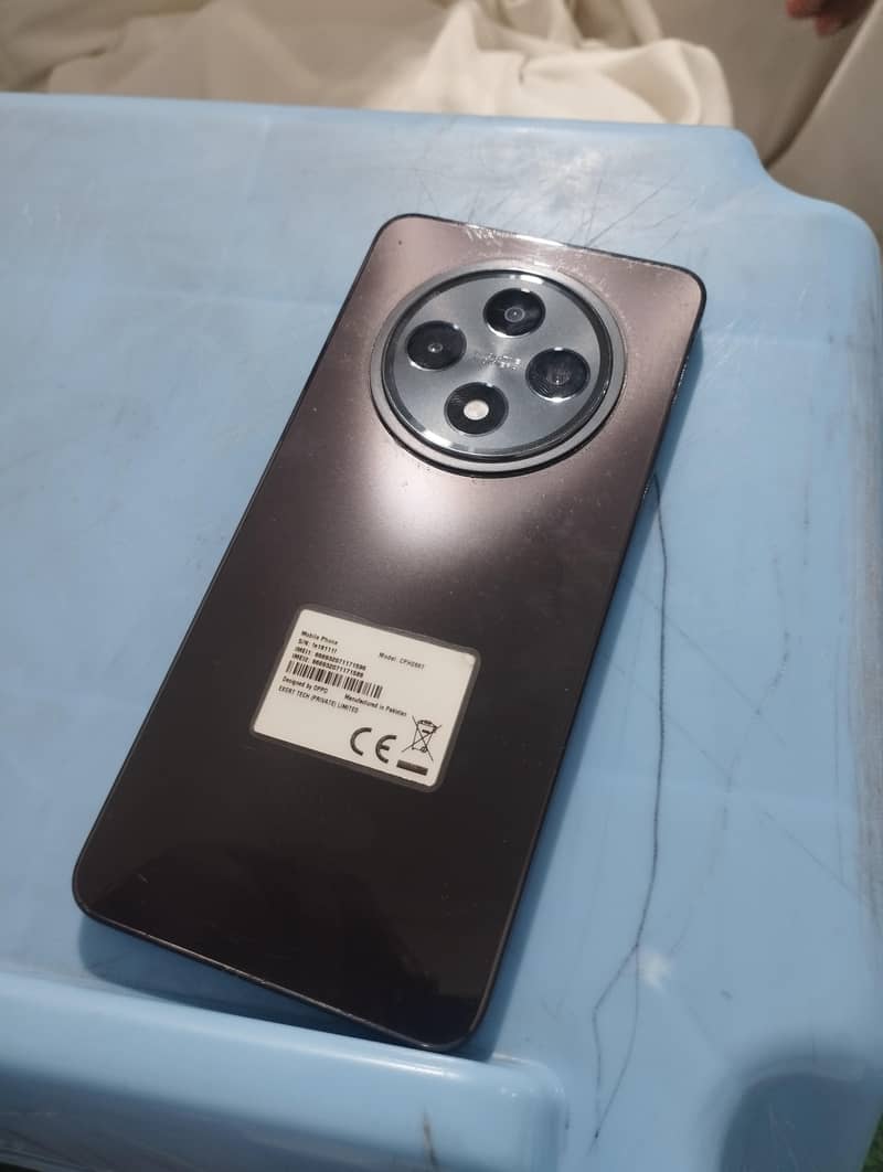 OPPO Reno 3
