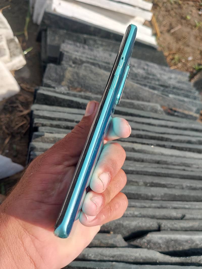 One Plus 8 Pro 4