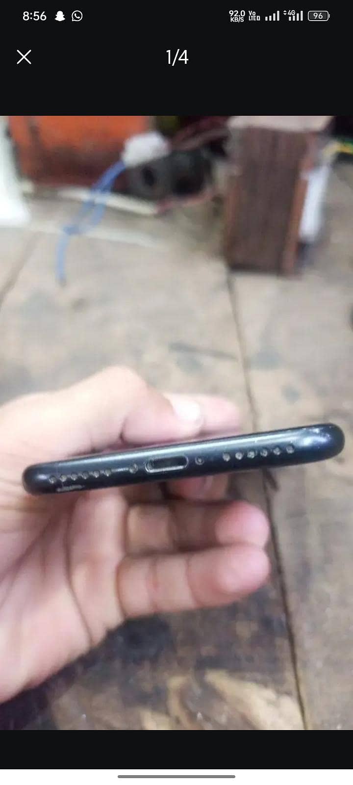 Apple iPhone 7 1