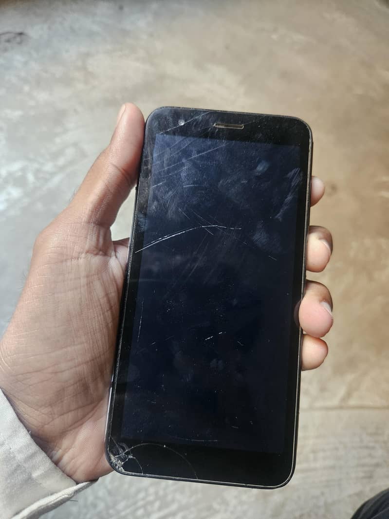 Itel A27 pro 2/32gb 0