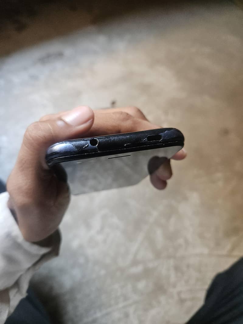 Itel A27 pro 2/32gb 5