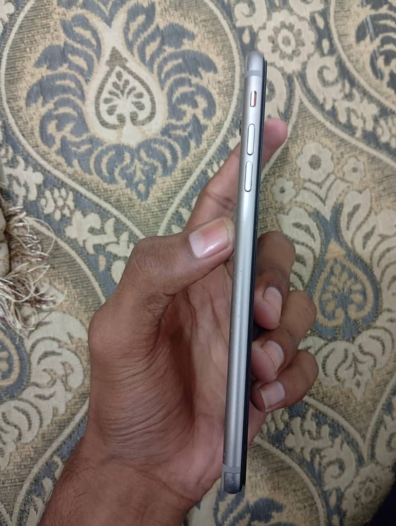 Apple iPhone 6 Plus 2