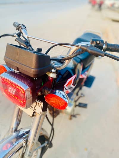 125 honda 2012 model  good condition