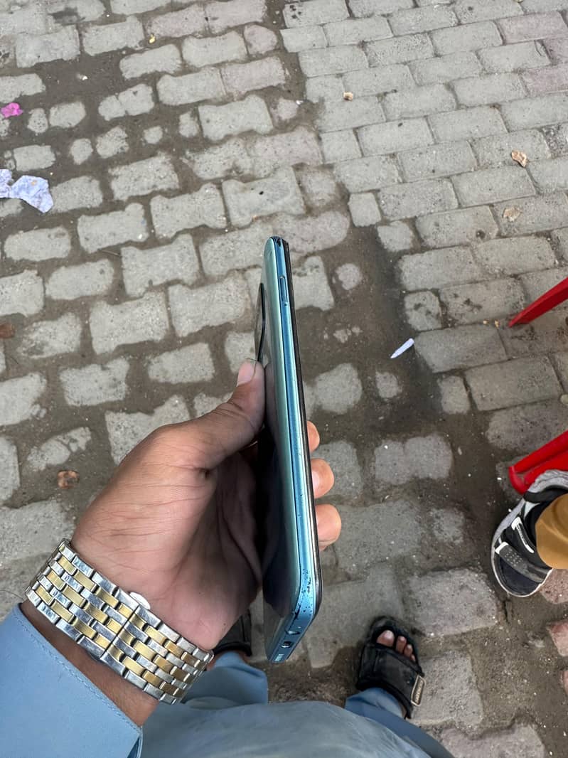 Tecno CAMON 16 SE 4