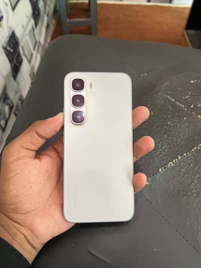 Infinix Hot 60 Pro