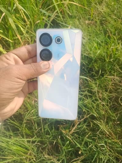Tecno CAMON 20