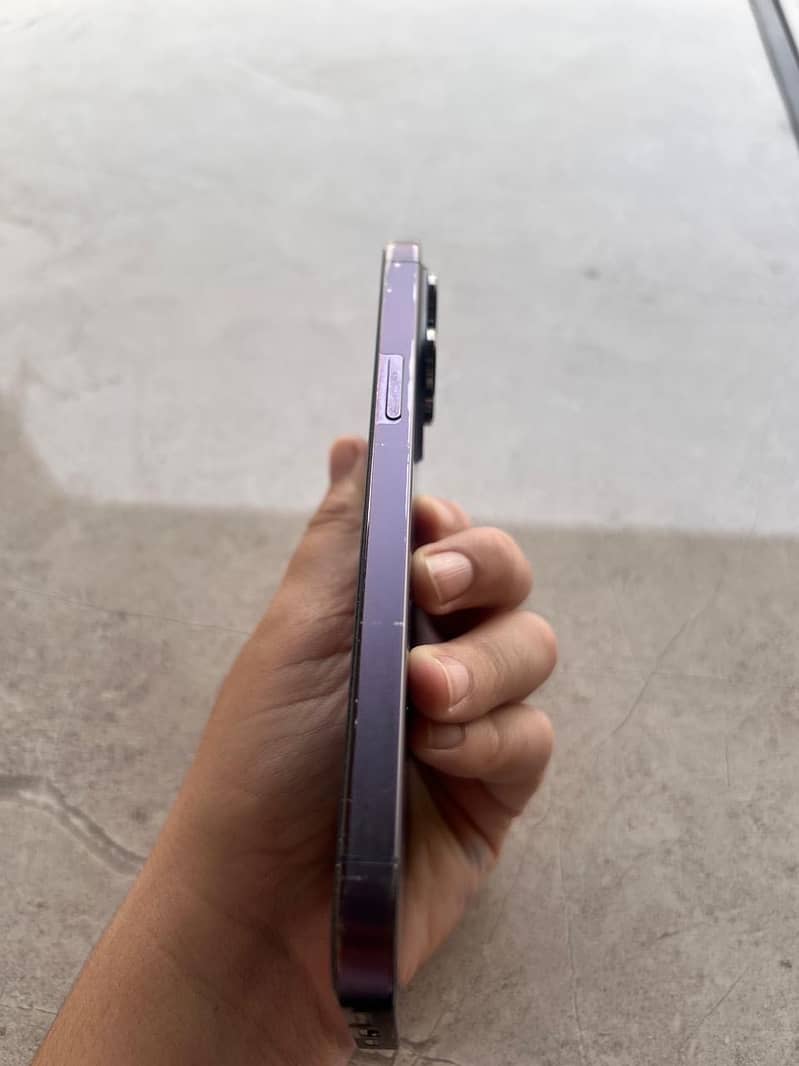 Apple iPhone 14 Pro Max 1