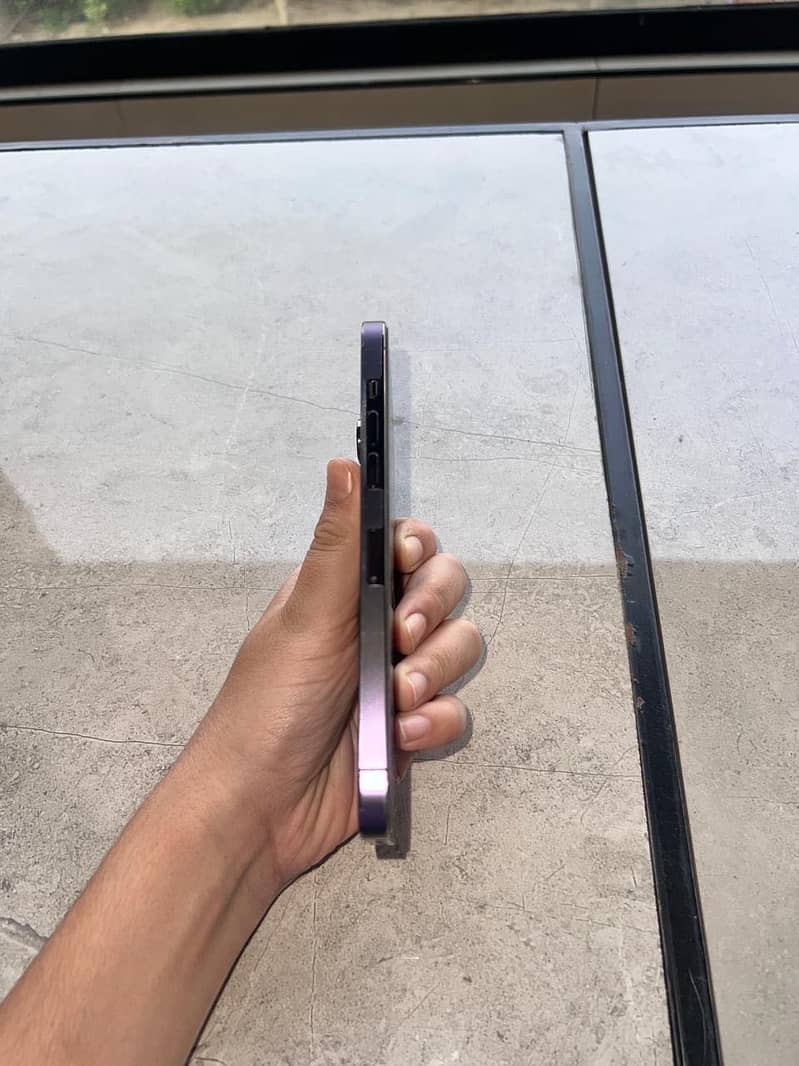 Apple iPhone 14 Pro Max 5
