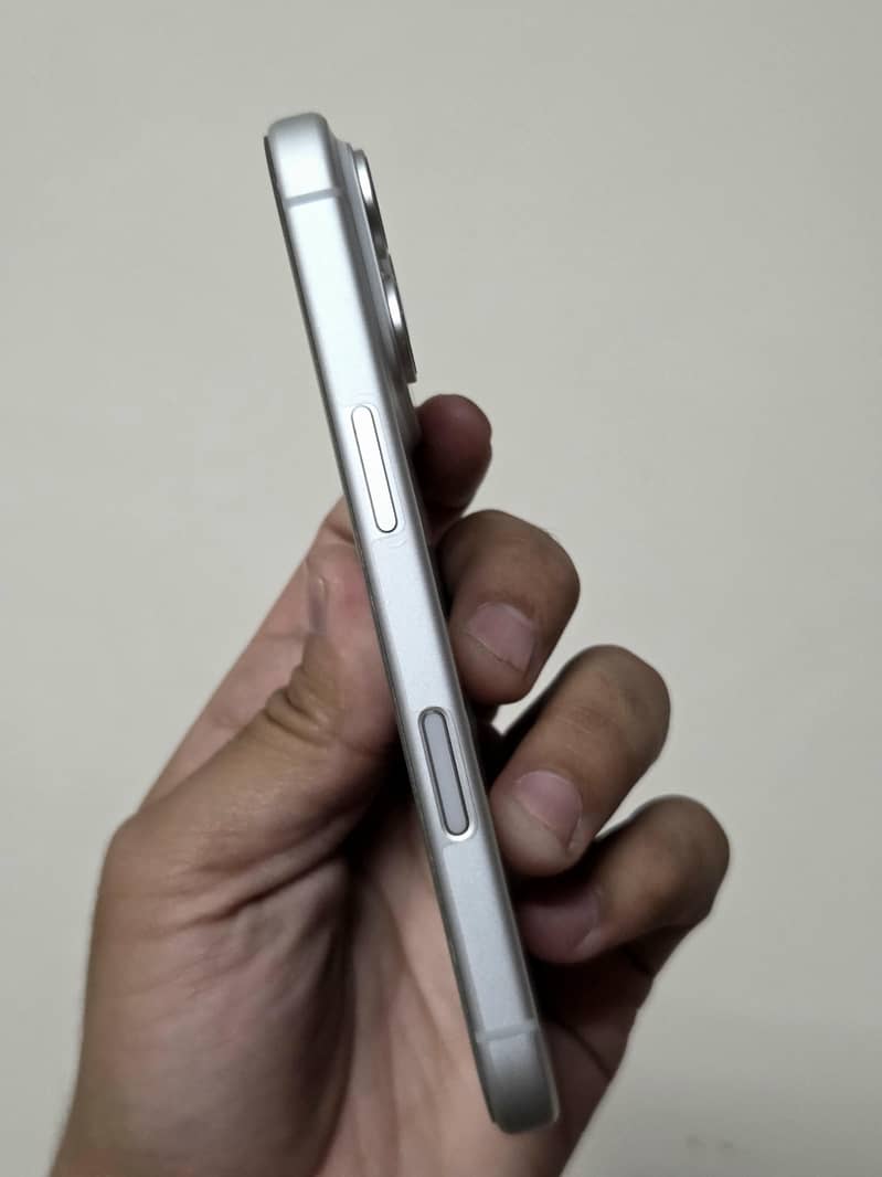 Apple iPhone 17 Pro 3