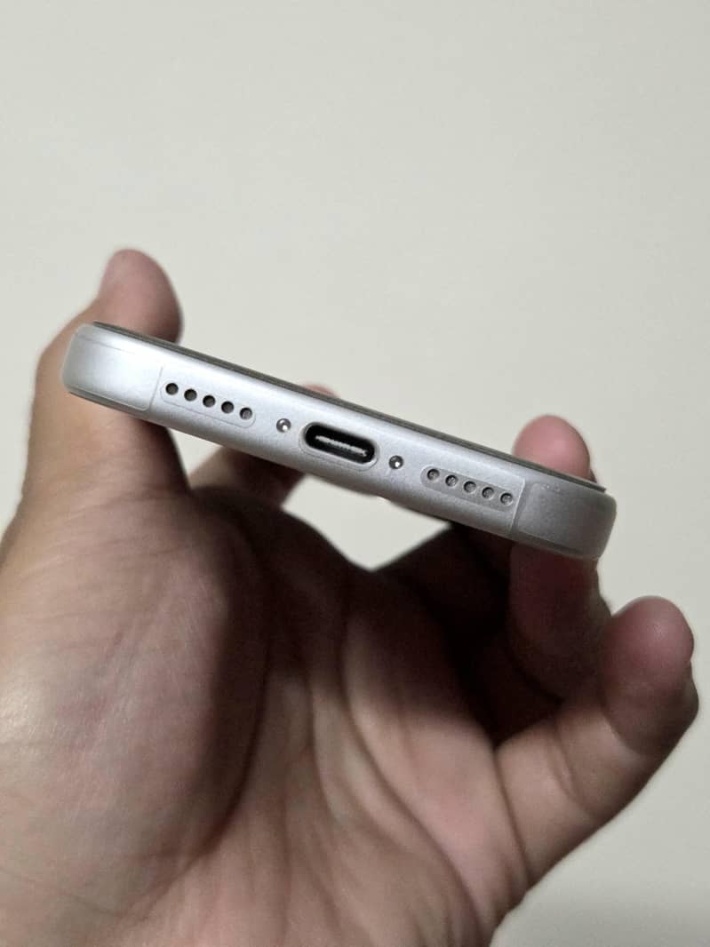 Apple iPhone 17 Pro 6