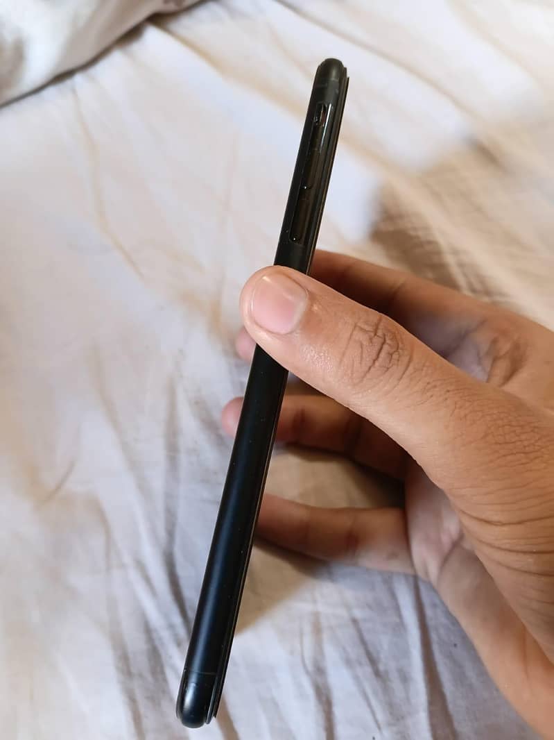 Apple iPhone 7 Plus 2
