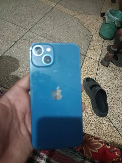 Apple iPhone 13