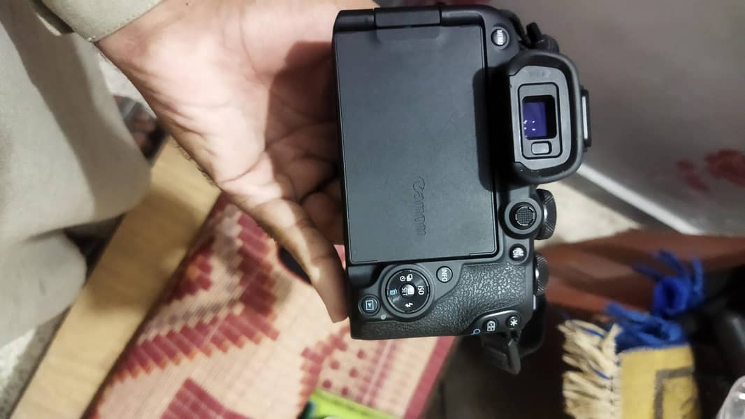 Canon EOS R10 1