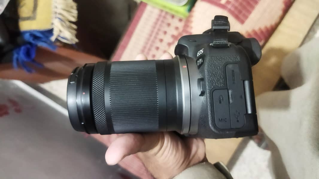 Canon EOS R10 3