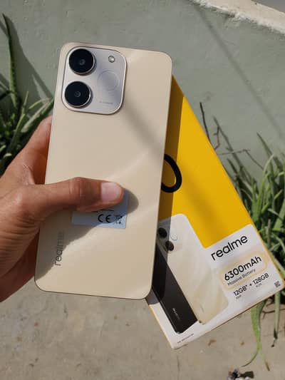 Realme Note 70 complete box