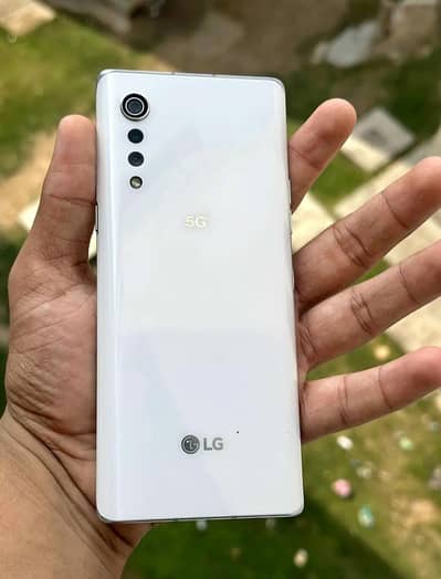 LG Velvet 5G. 8/128gb