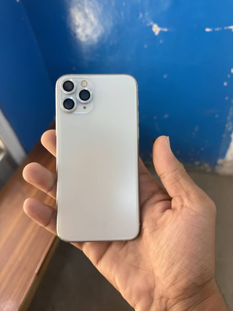 Apple iPhone 11 Pro 0