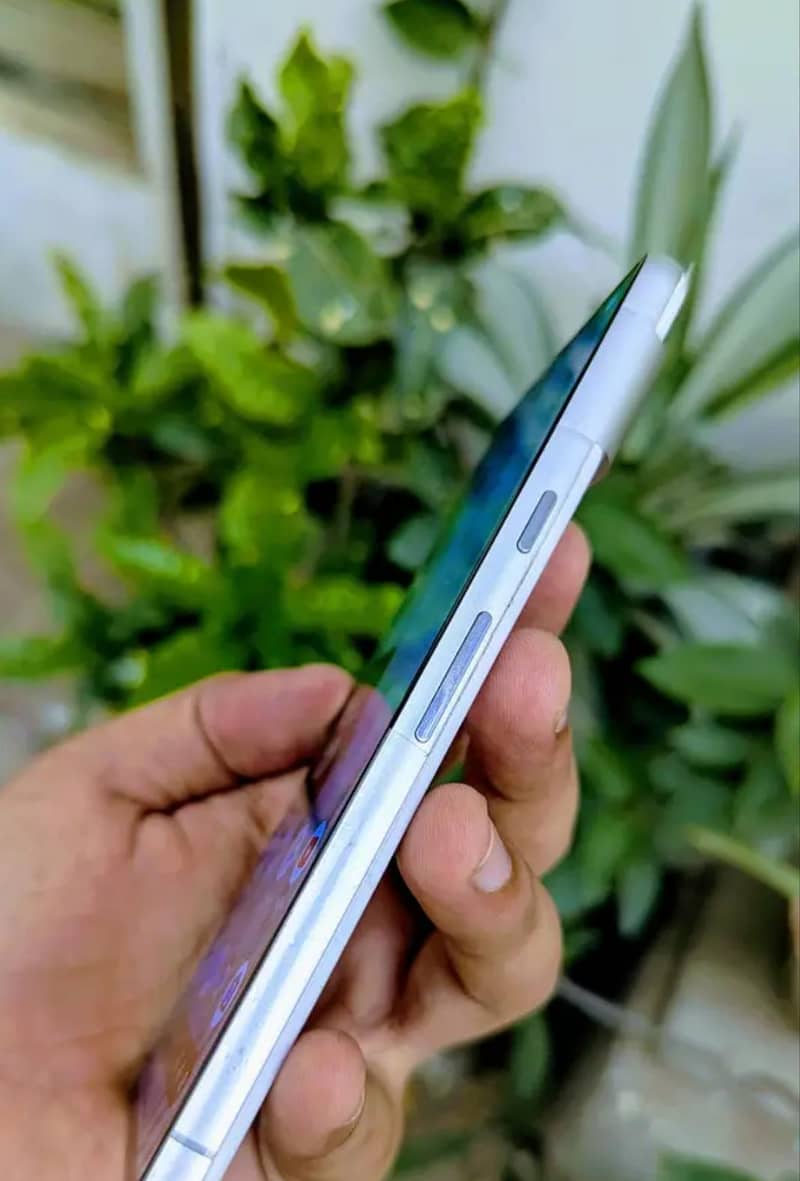 Google Pixel 7 3